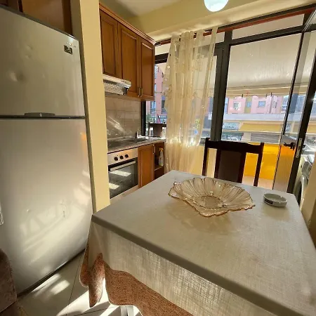 Apartment Cozy Tiny